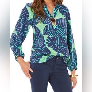 Lilly Pulitzer Elsa Blouse in Under The Palm Leaf with Hanger